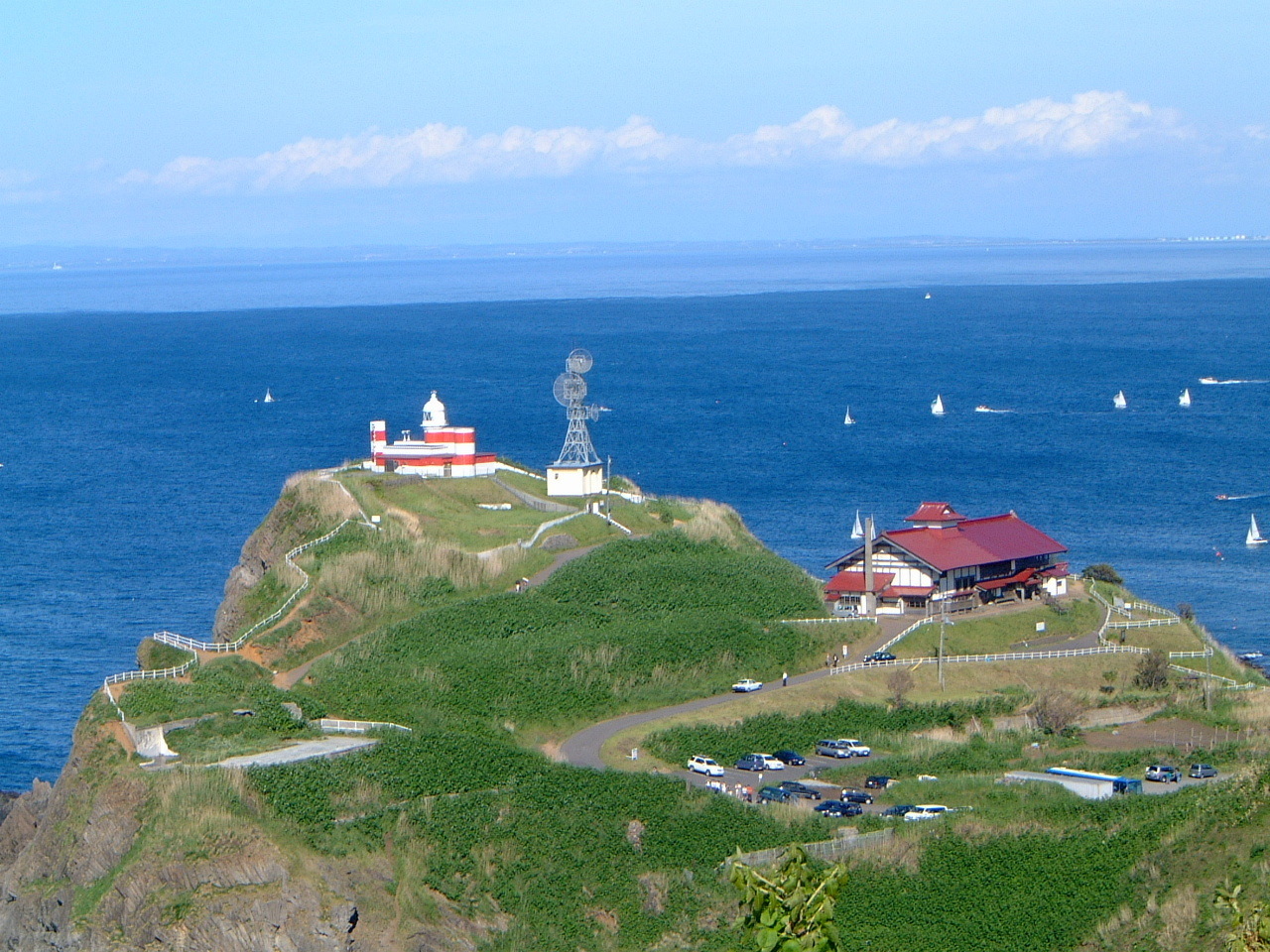 夏の高島岬.jpg